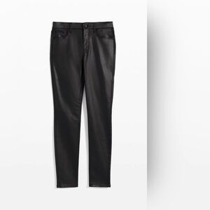 Skinny Jeans. WHITEHOUSEBLACKMARKET